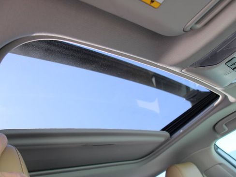 Certified 2023 Toyota RAV4 XLE Premium image 22