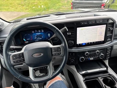Used 2023 Ford F250 Limited w/ FX4 Off-Road Package AWD/4WD image 10