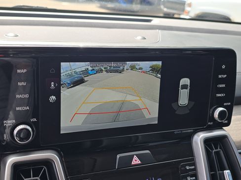 Certified 2022 Kia Sorento S AWD/4WD image 23