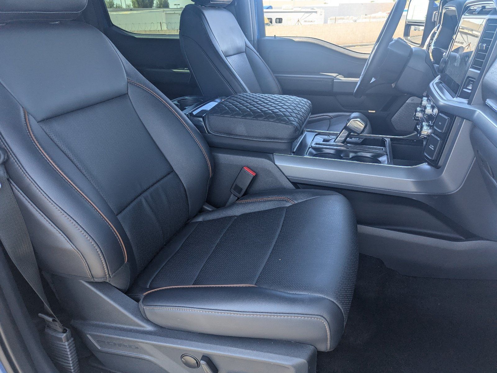 Used 2025 Ford F150 Lariat w/ Equipment Group 501A Mid AWD/4WD image 10