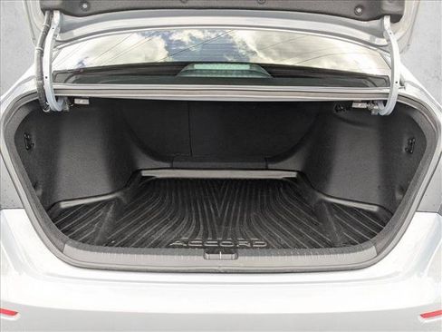 Used 2025 Honda Accord SE image 6