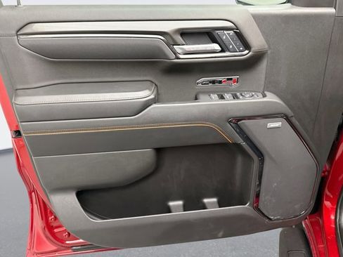 Used 2025 GMC Sierra 1500 AT4 w/ AT4 Premium Package image 9