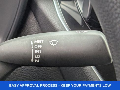 Used 2023 Toyota Corolla LE image 38