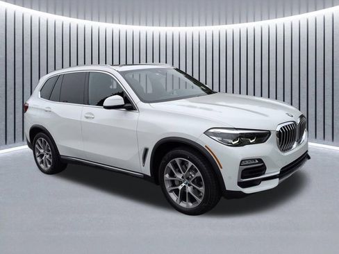 Used 2020 BMW X5 sDrive40i w/ Premium Package image 3
