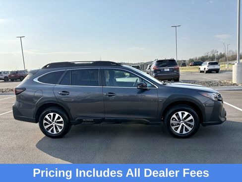Certified 2025 Subaru Outback Premium AWD/4WD image 7