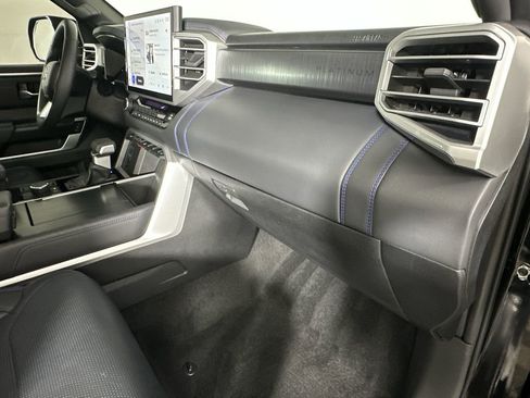 Used 2025 Toyota Tundra Platinum image 31