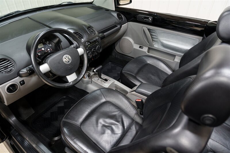 Used 2003 Volkswagen Beetle GLS FWD image 8