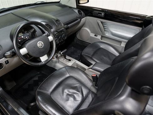 Used 2003 Volkswagen Beetle GLS FWD image 8