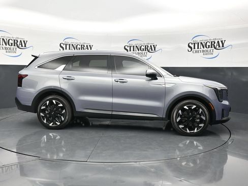Used 2025 Kia Sorento EX FWD image 10