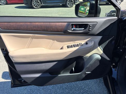 Used 2019 Subaru Outback 2.5i Limited w/ Popular Package #2 image 20