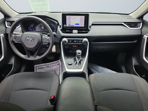 Used 2023 Toyota RAV4 LE AWD/4WD image 11