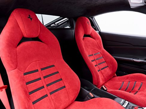 Used 2018 Ferrari 488 GTB RWD image 56