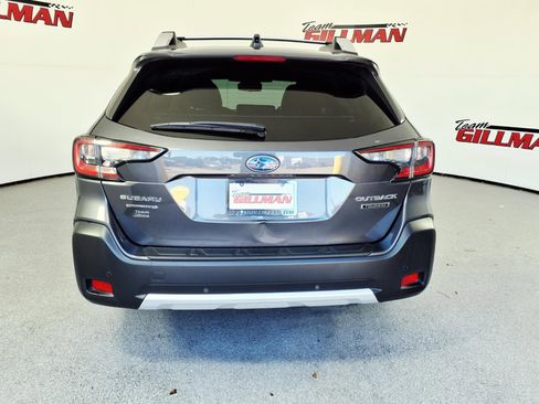 Used 2024 Subaru Outback Touring AWD/4WD image 6