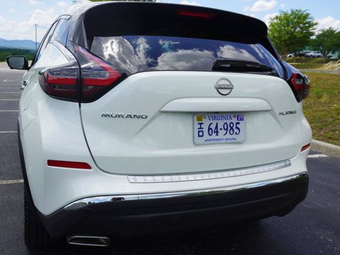 Used 2023 Nissan Murano Platinum w/ Cargo Package FWD image 6