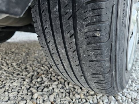 Used 2016 Nissan Sentra S image 64