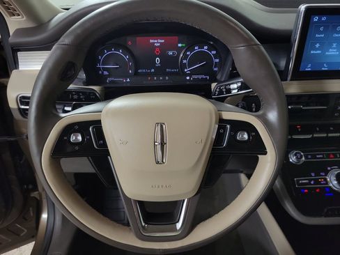 Certified 2022 Lincoln Corsair FWD w/ Premium Package image 24