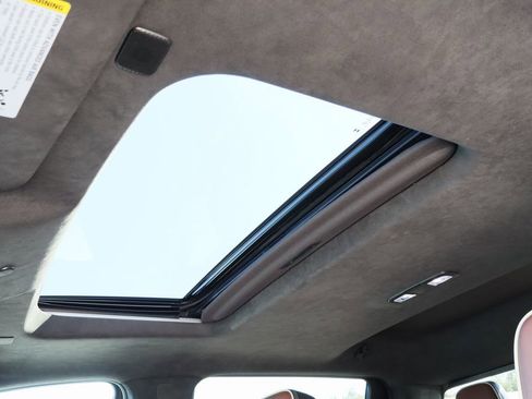 Used 2024 GMC Sierra 2500 Denali Ultimate image 25