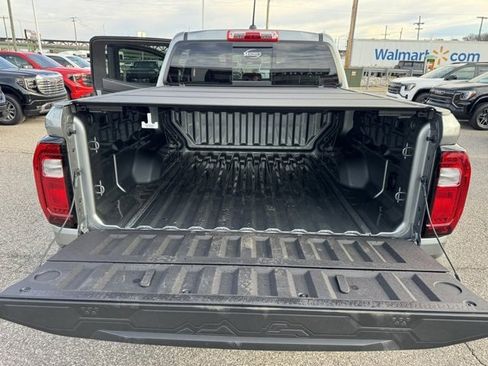 New 2026 GMC Canyon Elevation w/ Convenience Package image 9