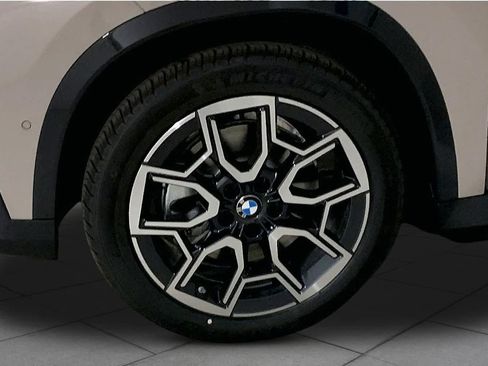 New 2026 BMW X1 xDrive28i w/ Technology Package AWD/4WD image 11