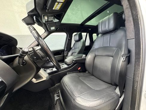 Used 2020 Land Rover Range Rover HSE AWD/4WD image 8