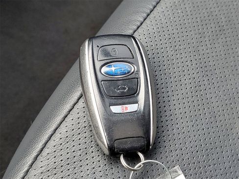 Used 2016 Subaru Legacy 2.5i Limited image 32