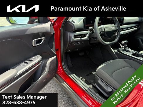 New 2026 Kia K4 FWD image 15