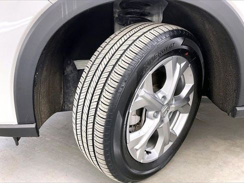 Certified 2023 Honda HR-V LX image 33