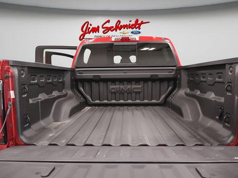 Used 2025 GMC Canyon AT4 w/ Technology Plus Package AWD/4WD image 28