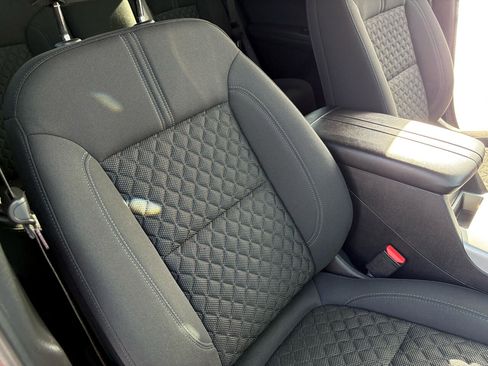 Used 2021 Chevrolet Blazer LT image 30