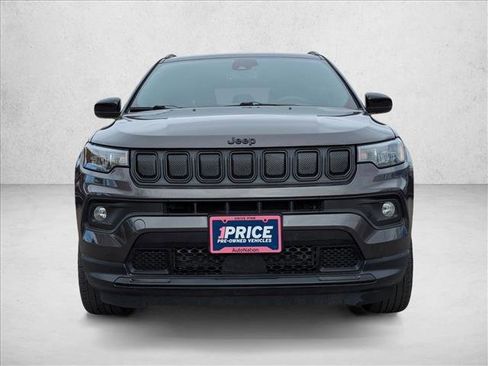 Used 2022 Jeep Compass Altitude w/ Convenience Group image 2