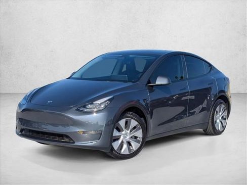 Used 2023 Tesla Model Y Long Range AWD/4WD image 1