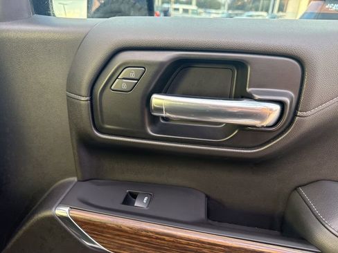 Used 2020 Chevrolet Silverado 1500 High Country image 36