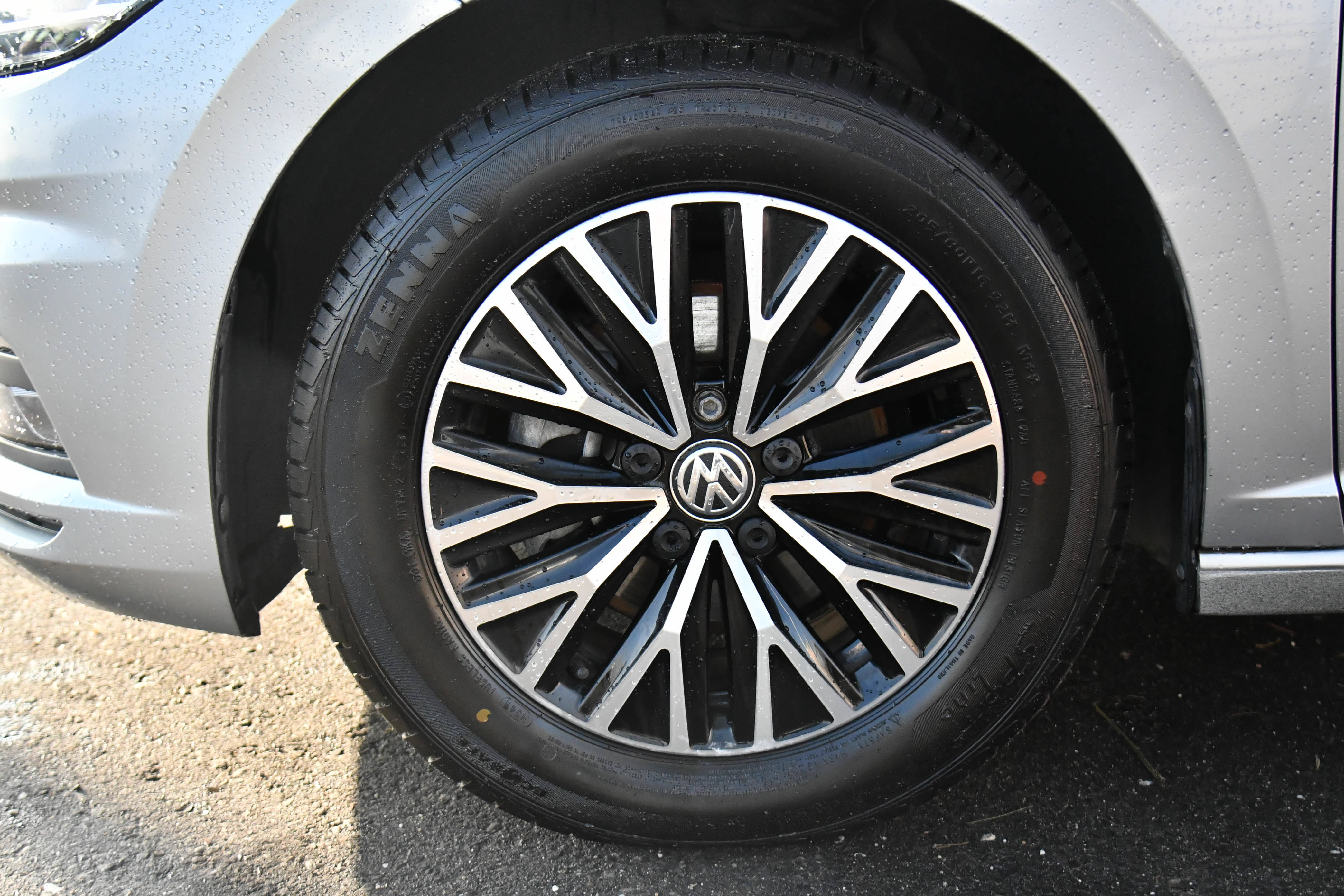 Used 2021 Volkswagen Jetta SE FWD image 12