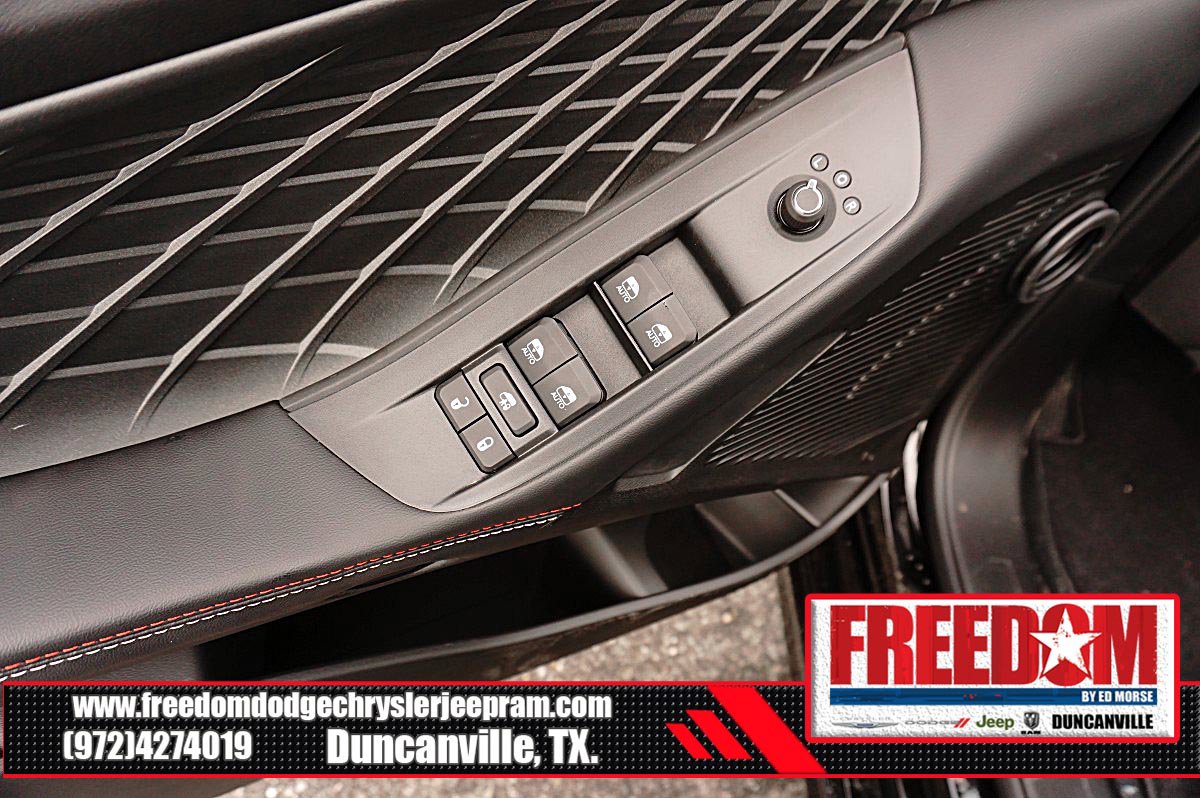 New 2026 Dodge Charger Scat Pack w/ Blacktop Package AWD/4WD image 35