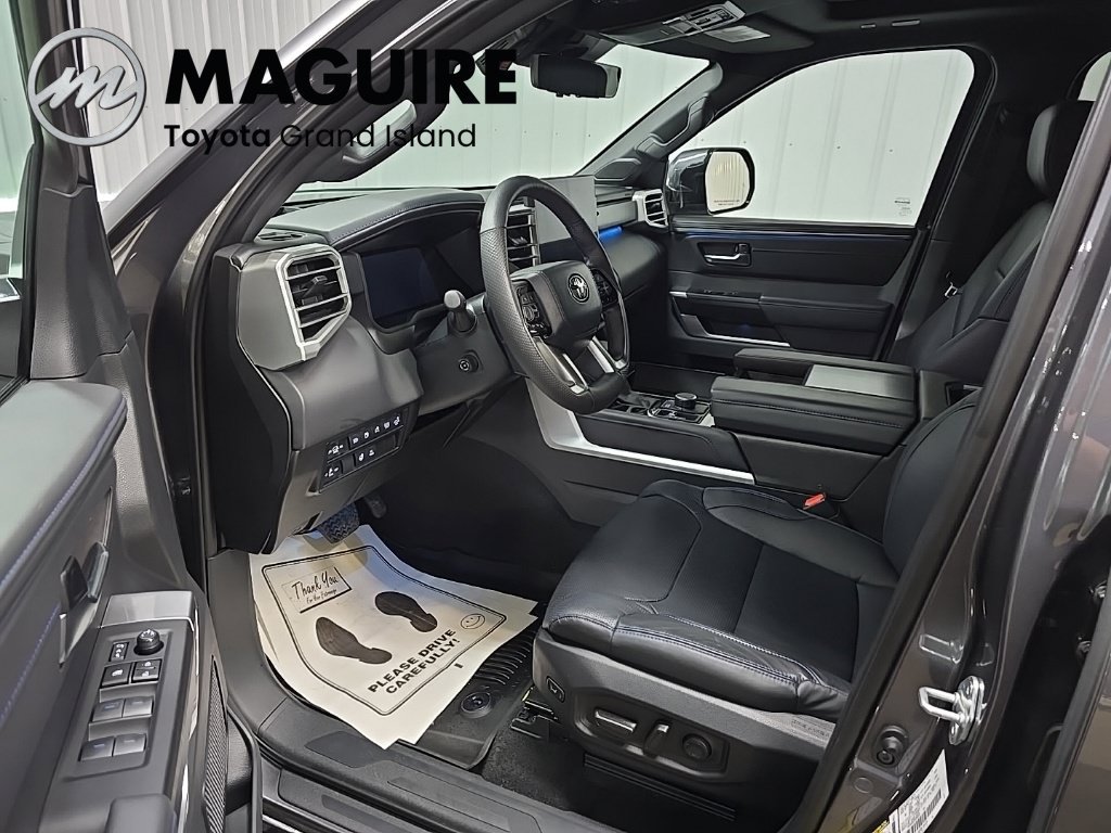 Used 2024 Toyota Sequoia Platinum AWD/4WD image 34