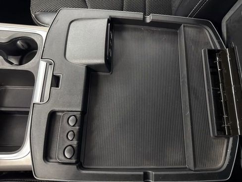 Used 2018 RAM 1500 Lone Star image 49