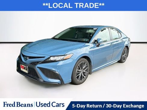 Used 2024 Toyota Camry SE FWD image 1