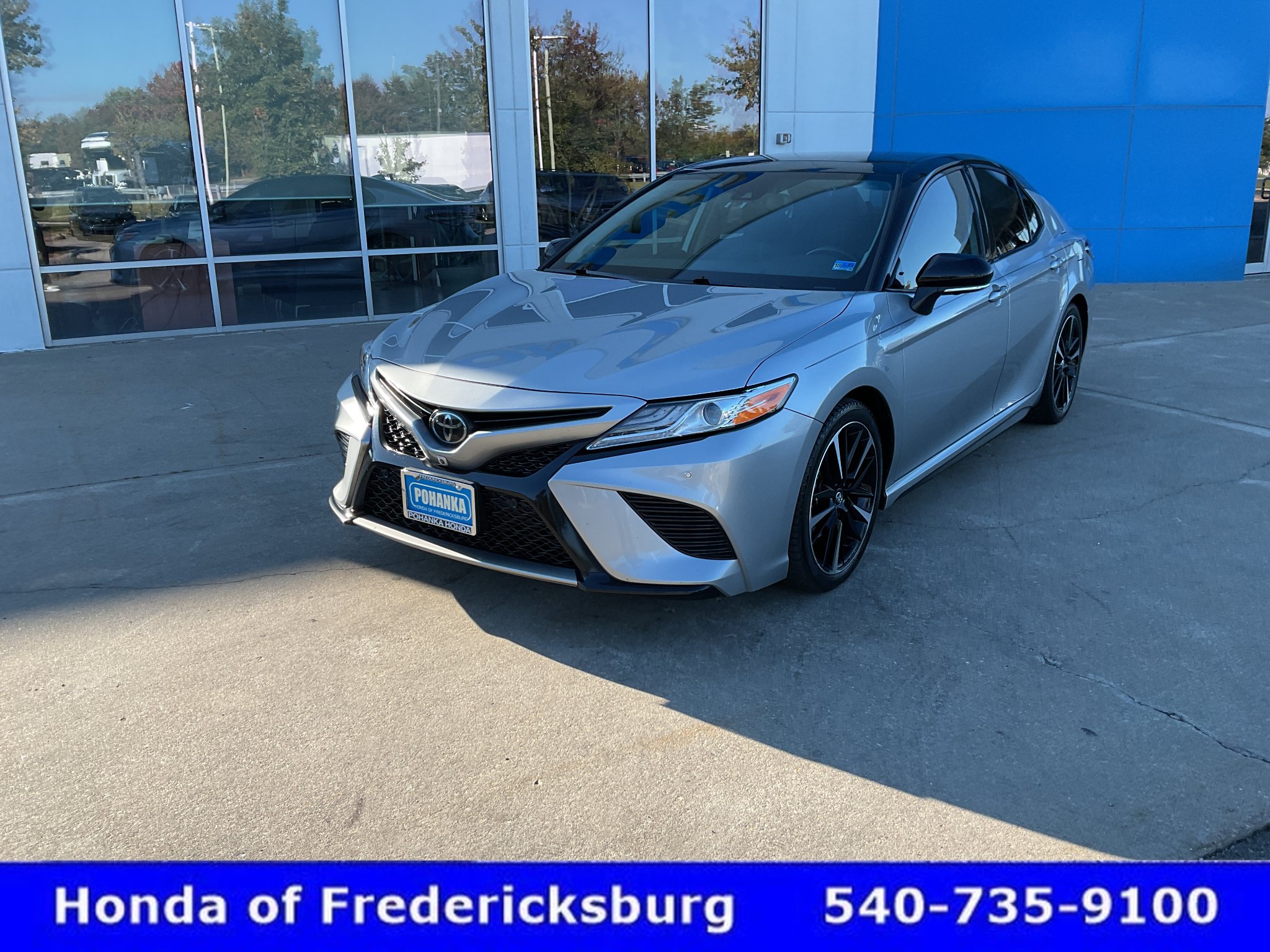 Used 2020 Toyota Camry XSE w/ Driver Assist Package FWD image 2