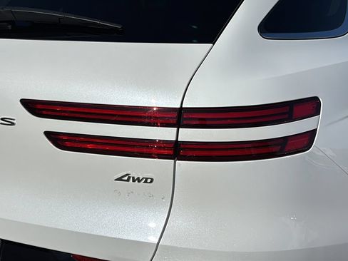 Certified 2026 Genesis GV70 2.5T Select AWD/4WD image 46