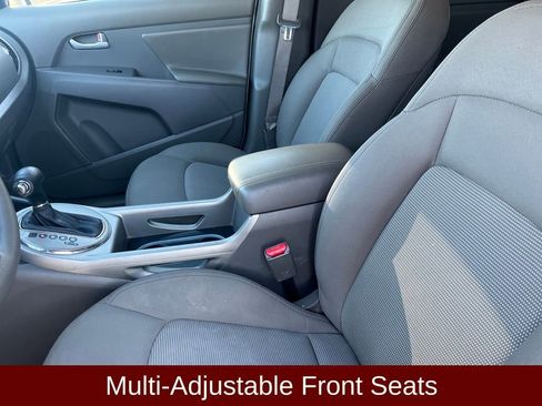 Used 2015 Kia Sportage LX image 9