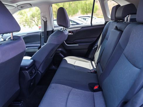 Certified 2023 Toyota RAV4 XLE w/ Convenience Package FWD image 16