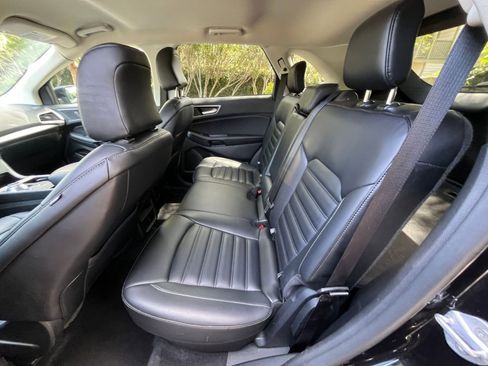 Used 2024 Ford Edge SEL image 25