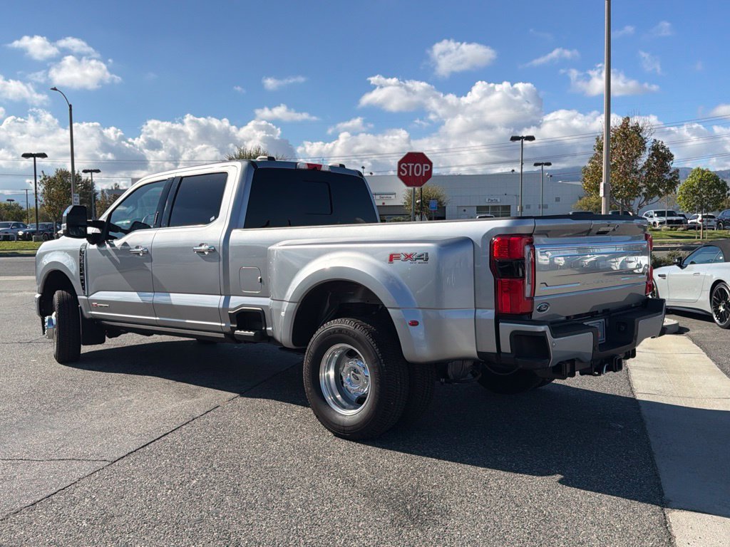 Used 2024 Ford F350 Platinum AWD/4WD image 11
