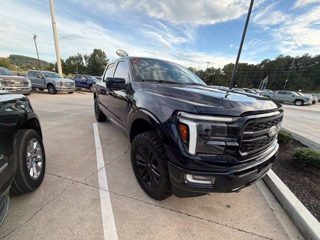 Used 2025 Ford F150 Lariat w/ Equipment Group 501A Mid AWD/4WD image 8