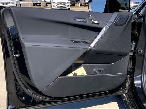 Used 2025 BMW iX M60 image 26