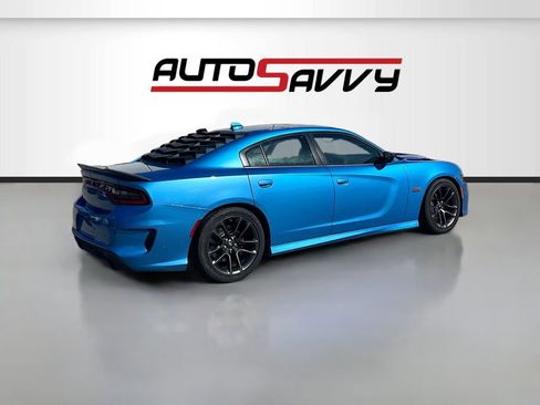 Used 2023 Dodge Charger Scat Pack w/ Navigation & Travel Group RWD image 7