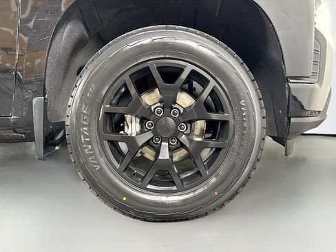 Used 2020 Chevrolet Silverado 1500 Custom image 39