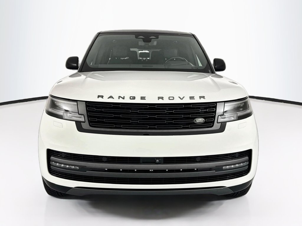 Used 2024 Land Rover Range Rover Long Wheelbase SE AWD/4WD image 2