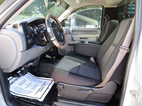Used 2013 Chevrolet Silverado 3500 W/T image 10