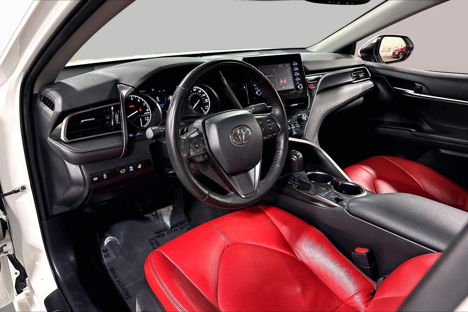 Used 2024 Toyota Camry SE w/ Cold Weather Package AWD/4WD image 18